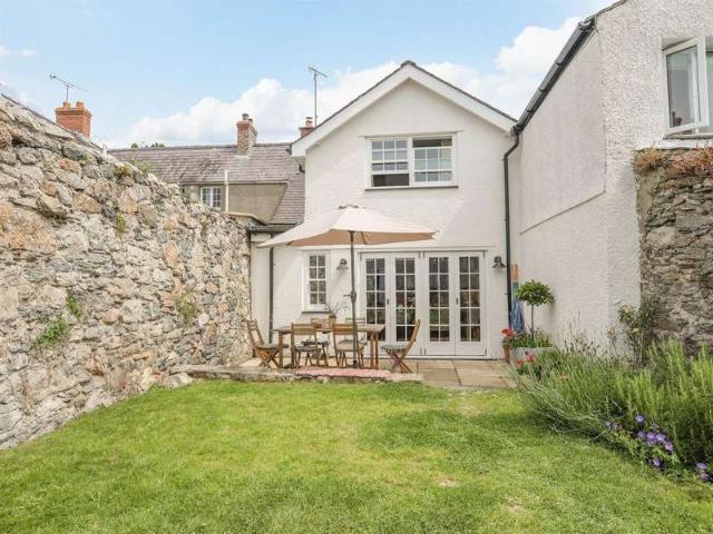 Property for sale in Beaumaris