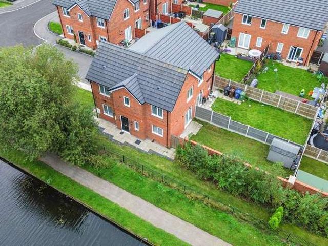 Property for sale in Bedford, Wigan