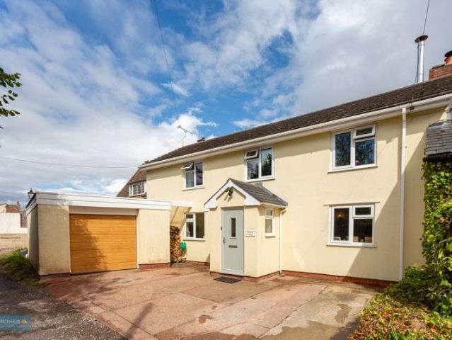 Property for sale in Thurloxton, Somerset