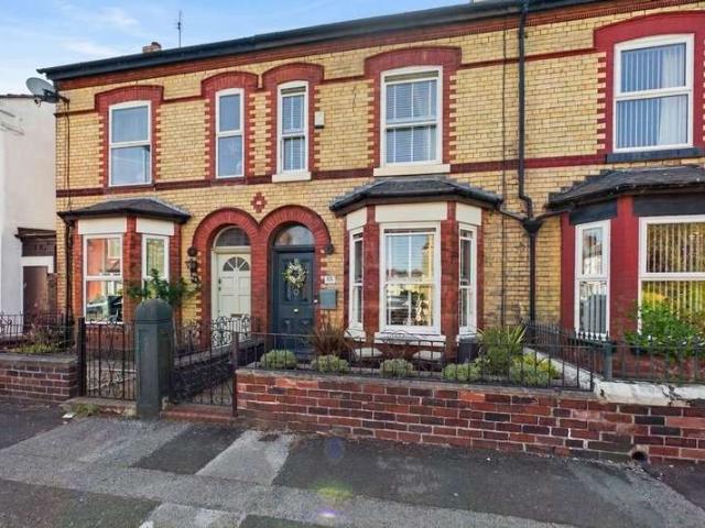 Property for sale in Wilderspool, Warrington