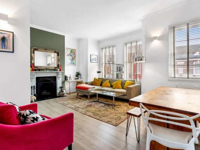 Property for sale in Stamford Hill, Greater London