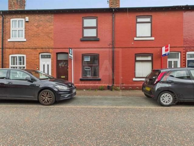 Property for sale in Wilderspool, Warrington