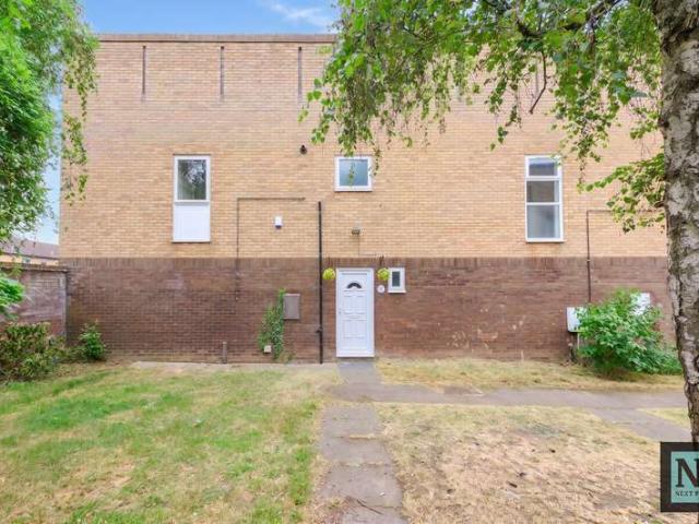Property for rent in Stonydelph, Kettlebrook