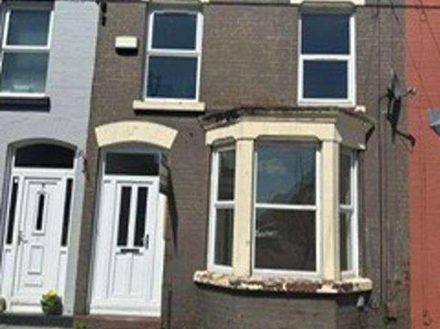 Property for sale in Calderstones