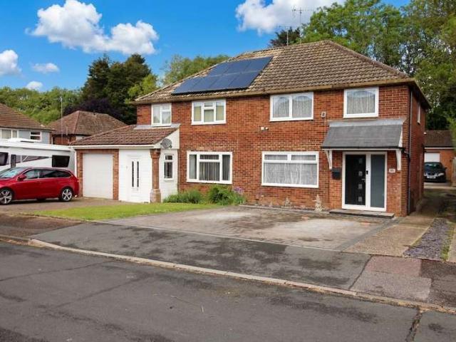 Property for sale in Willesborough, Bridgefield