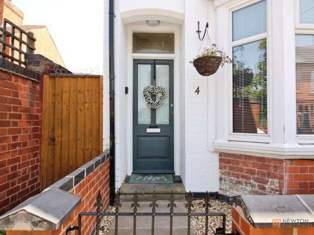Property for sale in Newfoundpool, Leicester
