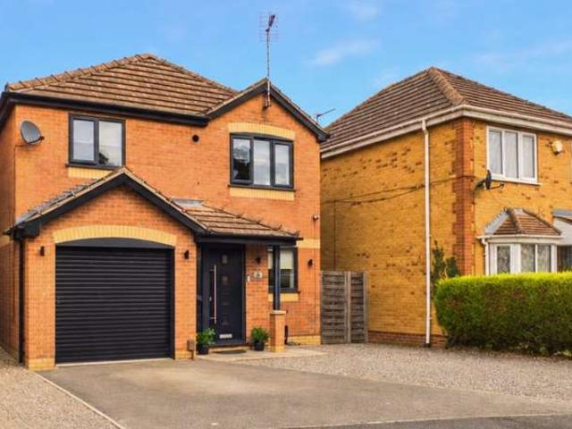 Property for sale in Bracebridge Low Fields, Brayford