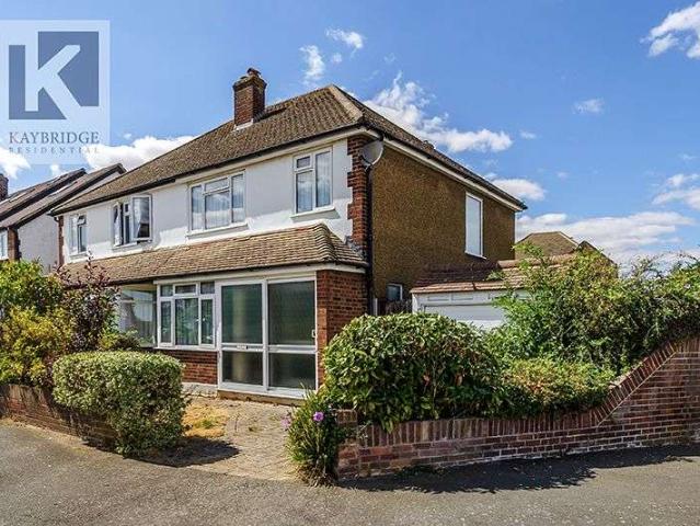 Property for sale in Hook, Greater London