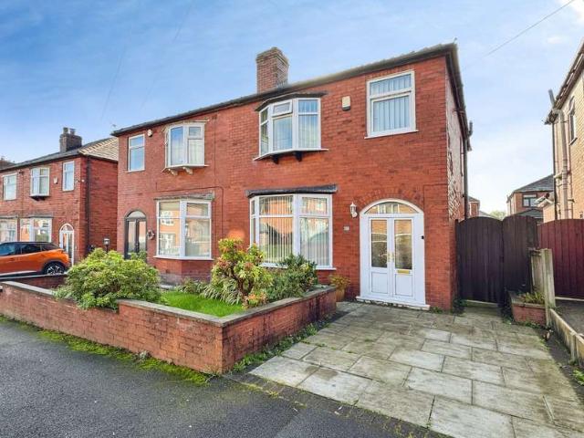 Property for sale in Smithills, Bolton