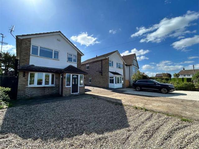 Property for sale in Upper Sundon, Bedfordshire