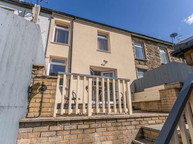 Property for sale in Pont-y-waun, Crosskeys