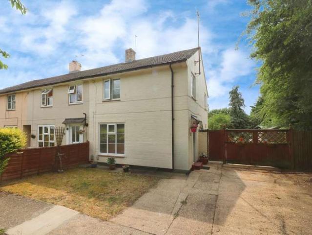 Property for sale in The Ryde, Fretherne