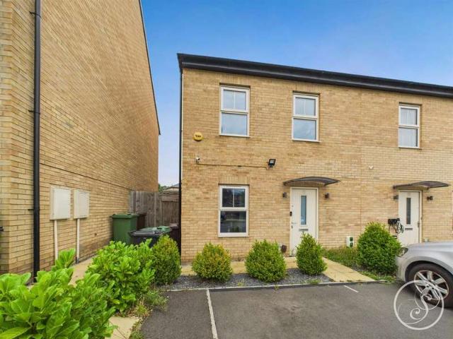 Property for sale in Killingbeck, West Yorkshire
