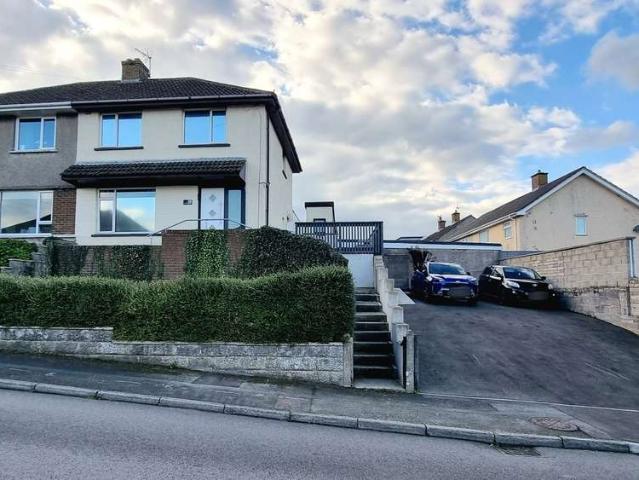 Property for sale in Pyle
