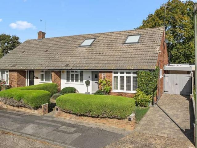 Property for sale in Ottershaw, Runnymede