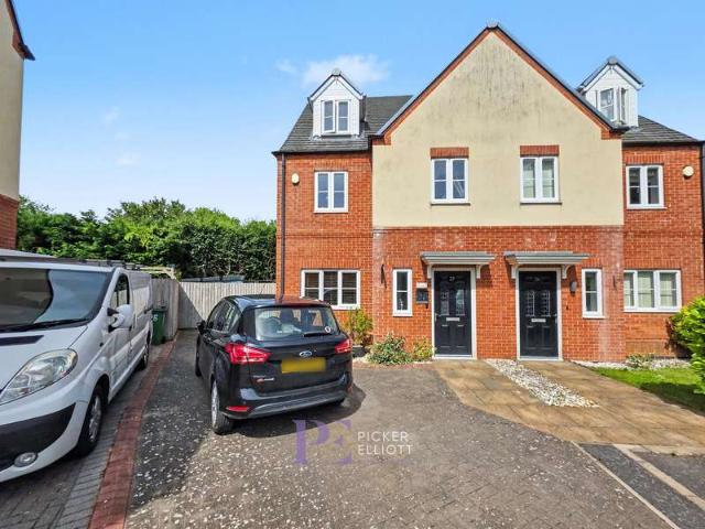Property for sale in Pinfold, Leicestershire