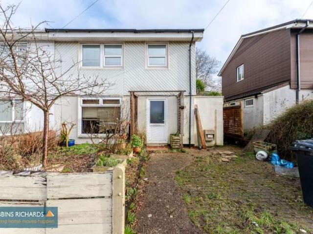 Property for sale in Lambrook, Rumwell