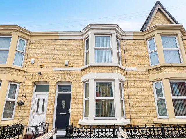 Property for sale in Kensington, Calderstones