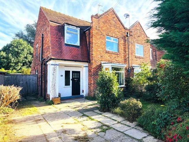 Property for sale in The Rise, York