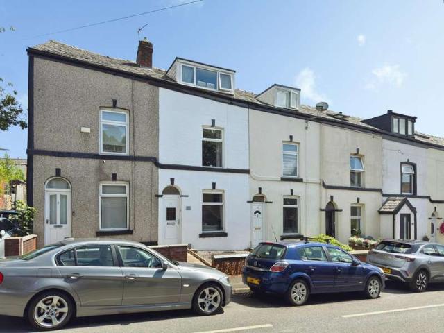 Property for sale in Toppings, Bolton