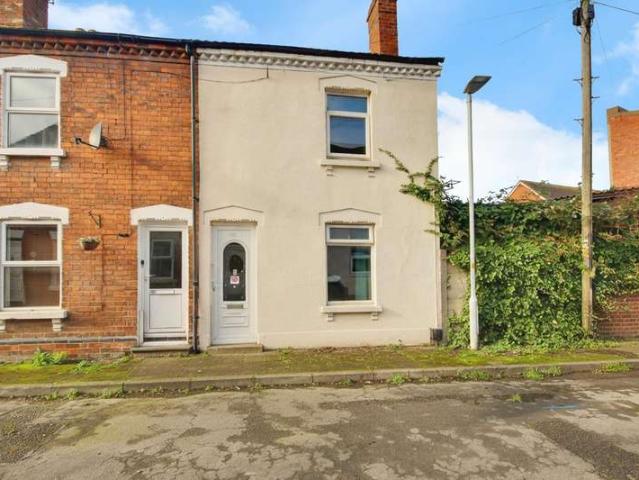 Property for sale in Oxleaze, Gloucester