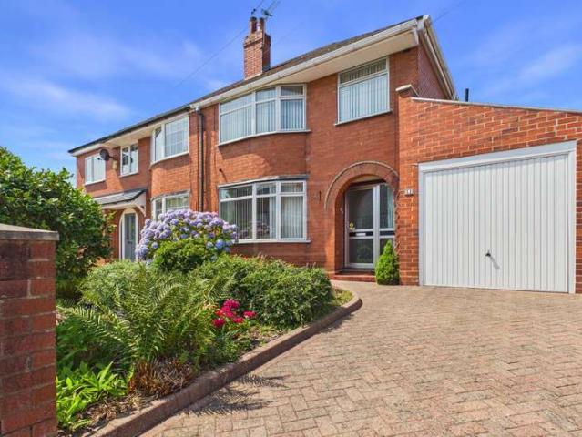 Property for sale in Hood Manor, Warrington
