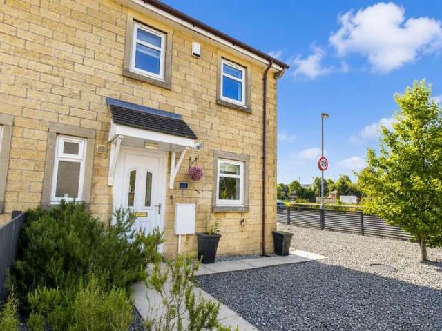 Property for rent in Little Moor End, Backburn