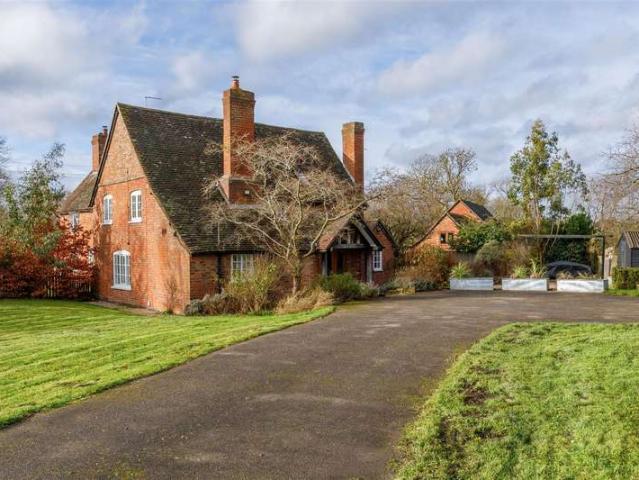 Property for sale in Wroxall, Green Close
