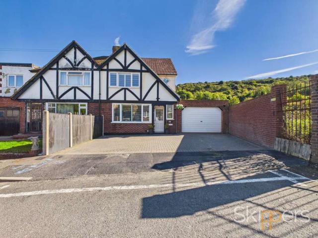 Property for sale in Maxton, Dover