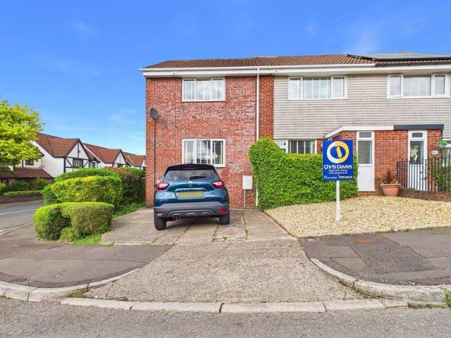 Property for sale in Colcot, Barry