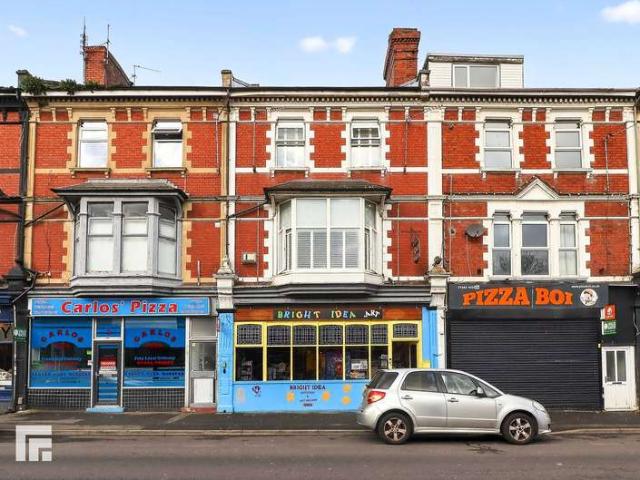 Property for sale in The Knap, Barry
