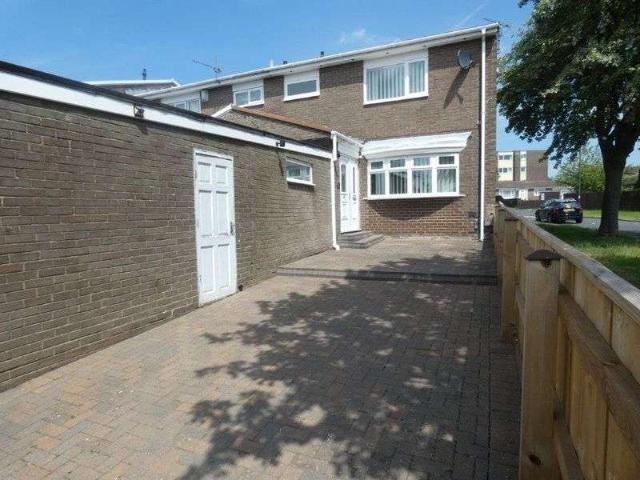 Property for sale in Killingworth