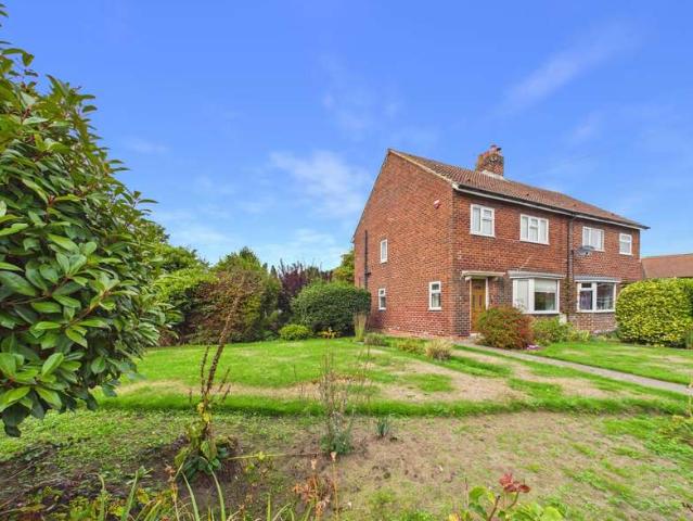 Property for sale in Riccall