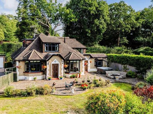 Property for sale in Hillview, Surrey