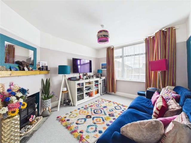 Property for sale in Kingswood