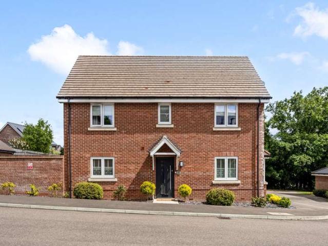 Property for sale in Ansty and Staplefield, Perryfields