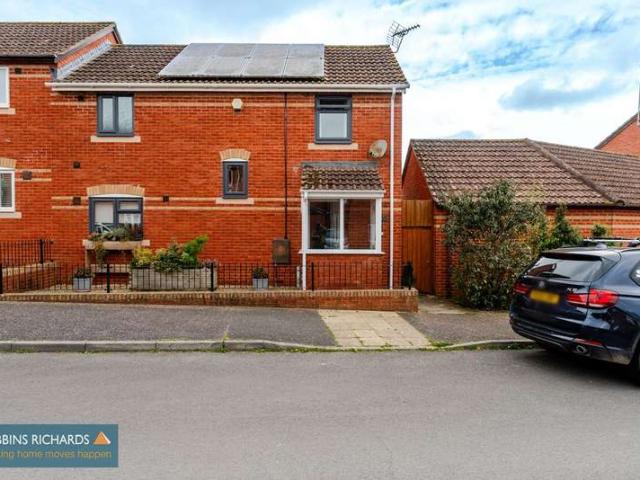 Property for sale in Heathfield, Oake