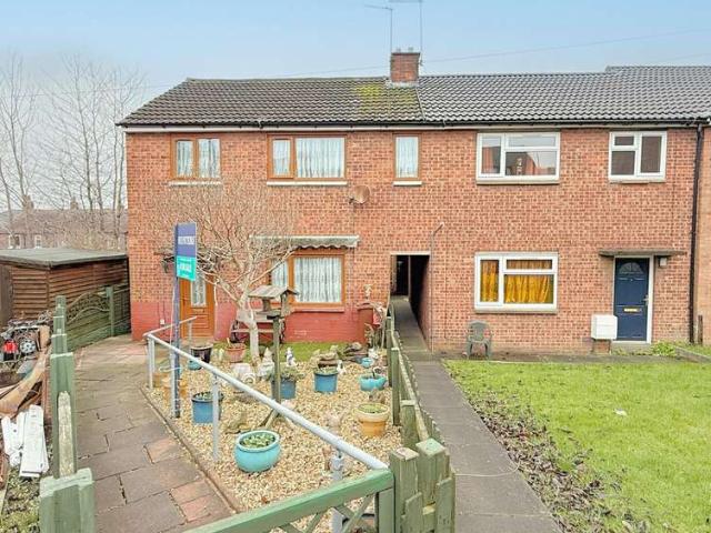 House for sale in Shaw Lane, Yeadon