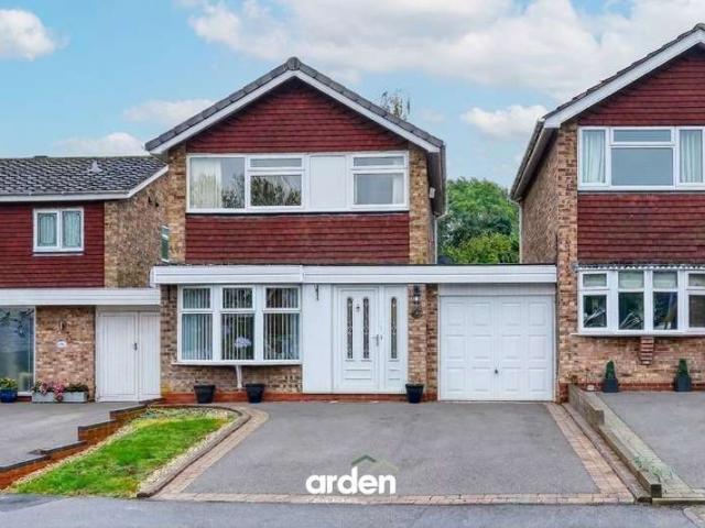 Property for sale in Ipsley, Redditch