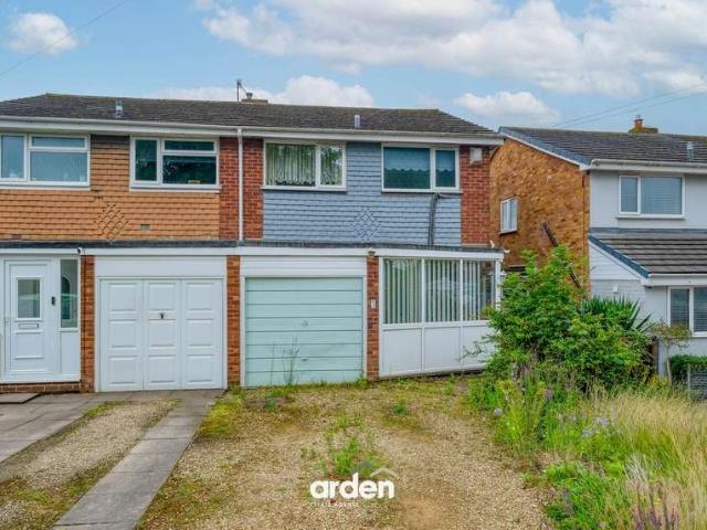 Property for sale in Catshill and North Marlbrook CP, Bromsgrove