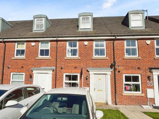Property for sale in Lee Bank, Greater Manchester