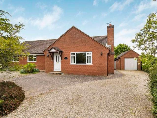 Property for sale in Chelmondiston, Suffolk