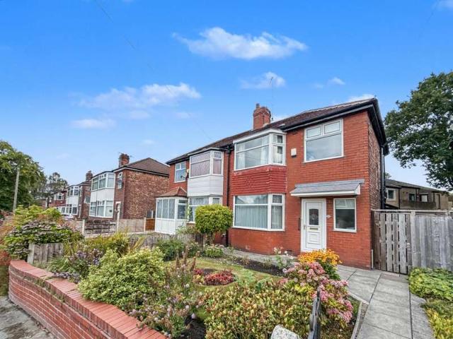 Property for sale in Besses o' th' Barn, Bury