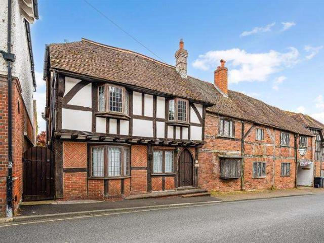 Property for rent in Bishop's Waltham