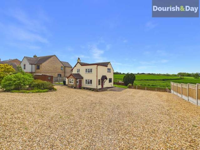 Property for sale in Woodseaves, Baswich