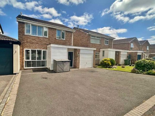 Property for sale in Spital, Bebington