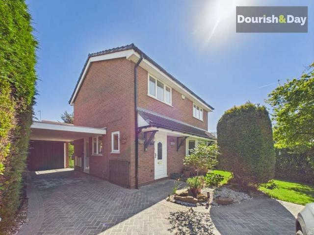 Property for sale in Derrington, Stafford