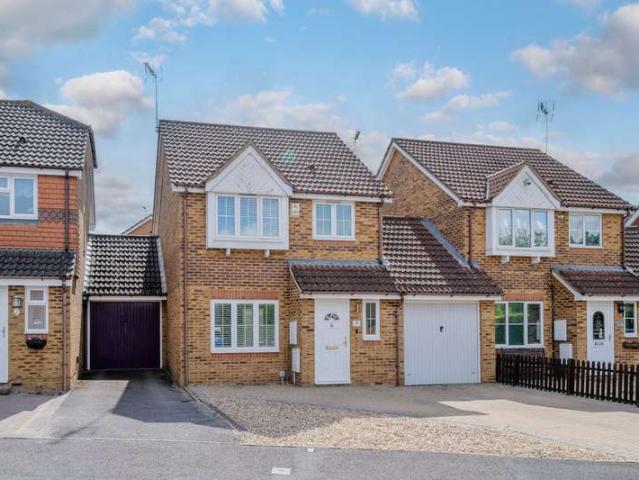 Property for sale in Binfield
