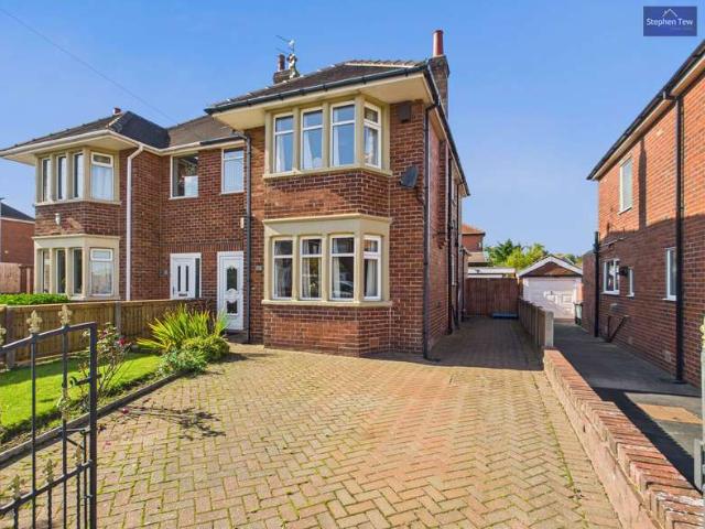 Property for sale in Carleton, Cabus