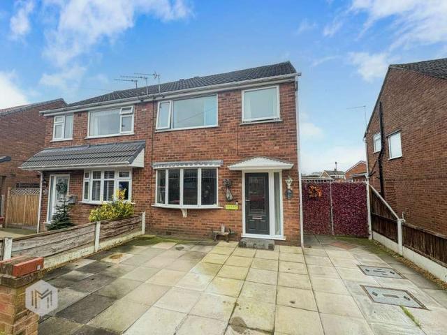 Property for sale in Higher Irlam, Salford